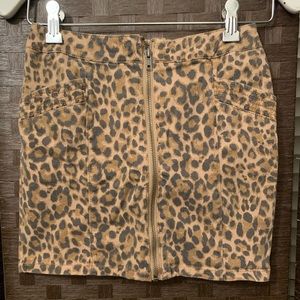 Leopard print mini skirt